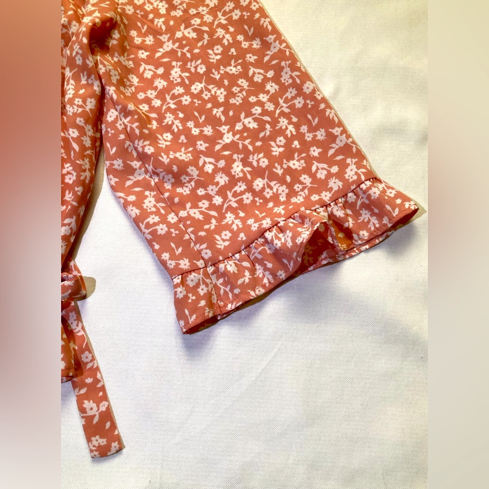 Perfect For Springtime. Light Weight Material To … - image 2